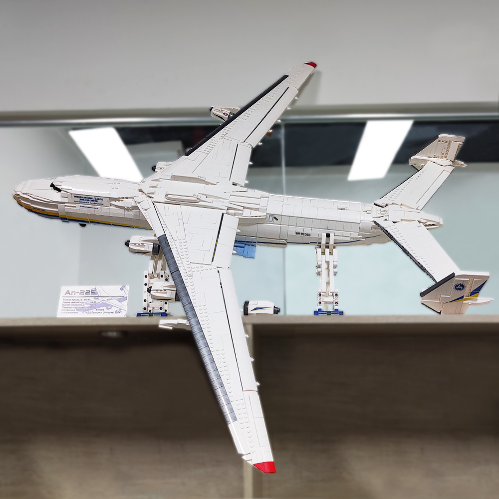 AN-225 Large Transport Aircraf - Science Olympiad recension och pris